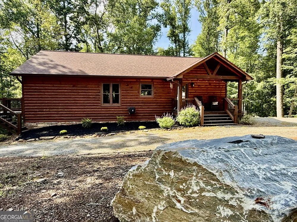 170 Ross DR Mineral Bluff, GA 30559
