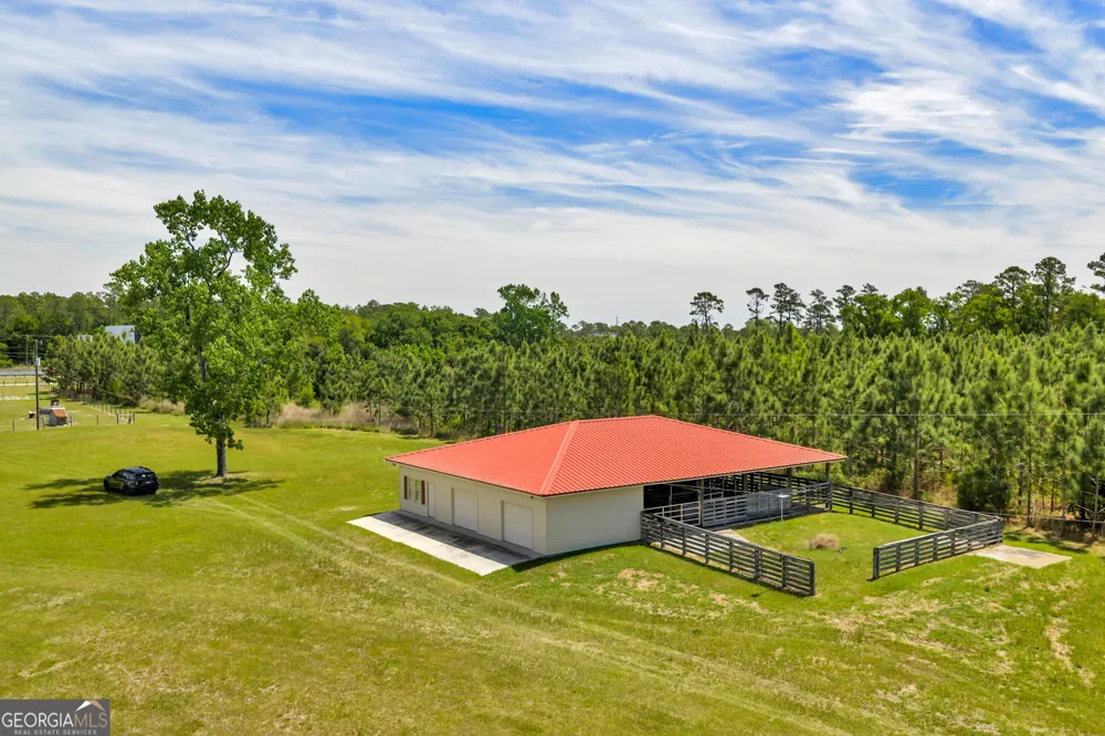 3807 Val Tech RD Valdosta, GA 31602
