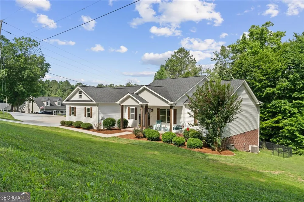 1604 Houston Valley RD Ringgold, GA 30736