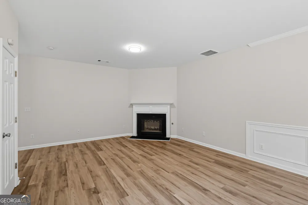 6065 Hemperly RD College Park, GA 30349