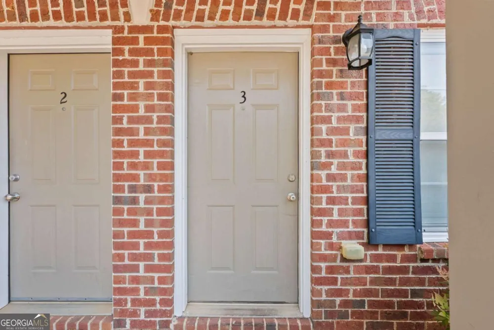 460 Barnett Shoals RD Athens, GA 30605