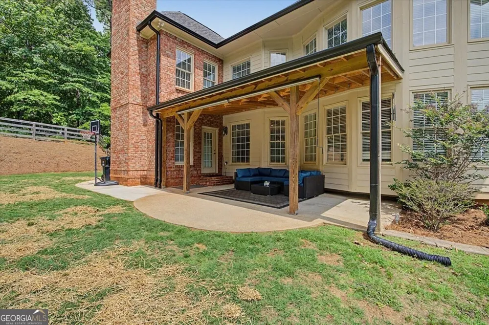 122 Ridge View DR Ball Ground, GA 30107