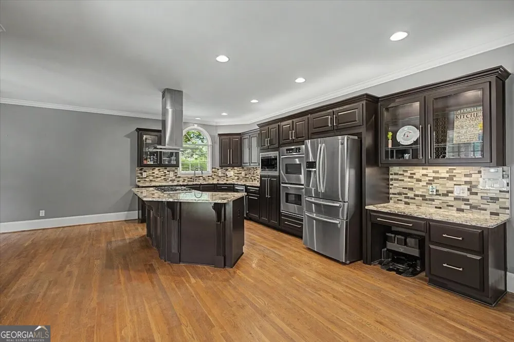 122 Ridge View DR Ball Ground, GA 30107