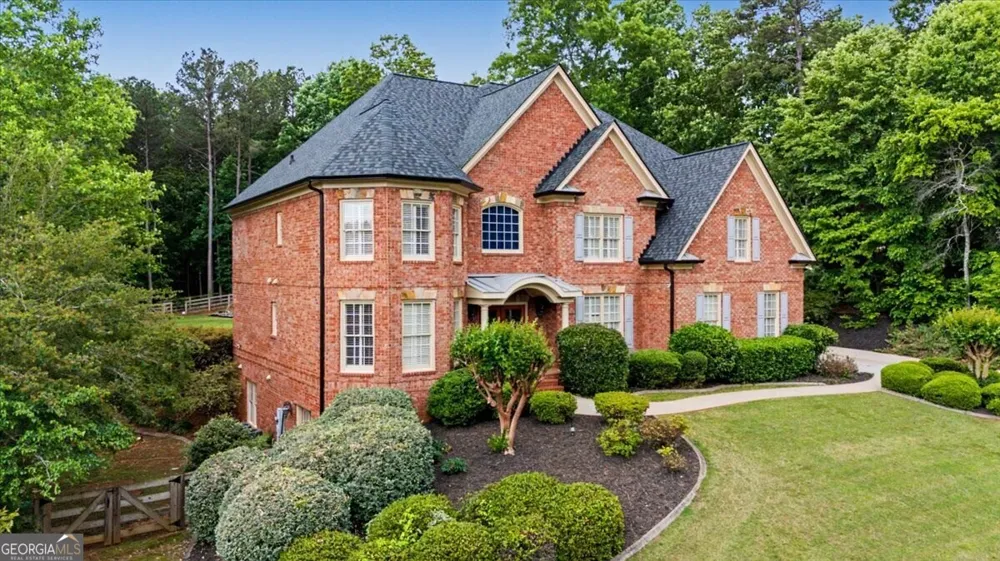 122 Ridge View DR Ball Ground, GA 30107