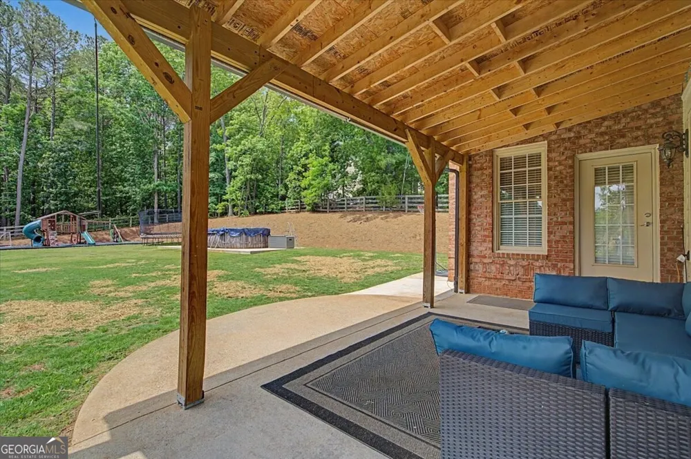 122 Ridge View DR Ball Ground, GA 30107