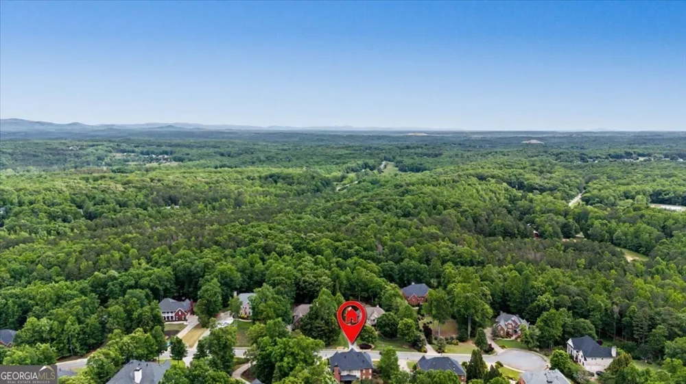 122 Ridge View DR Ball Ground, GA 30107