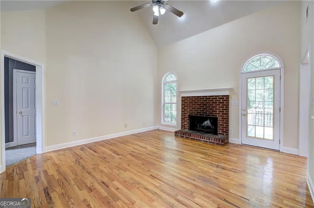 80 Iron Hill RD Taylorsville, GA 30178