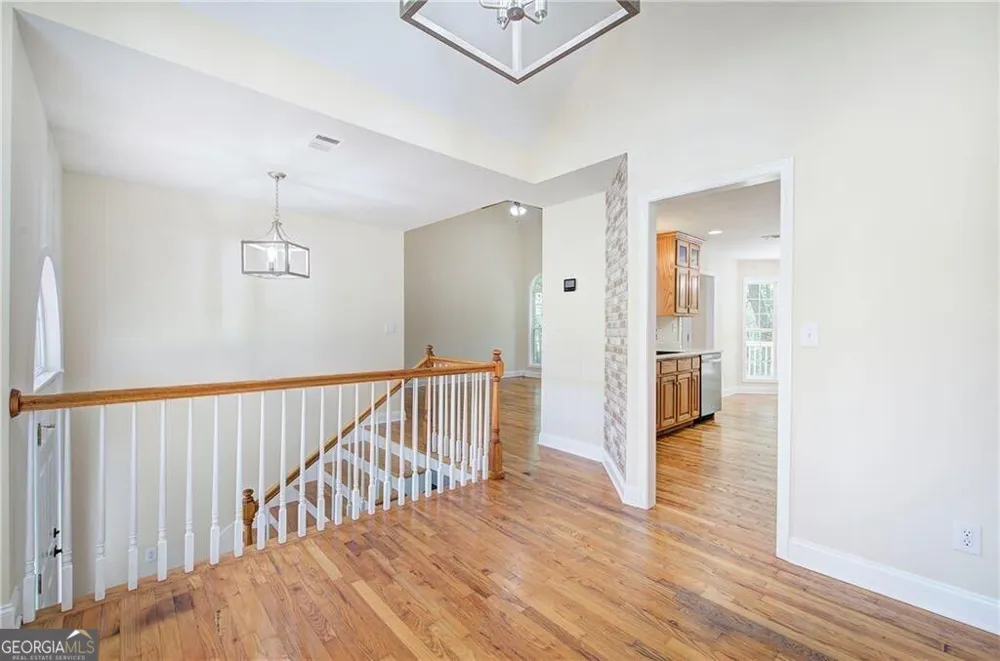 80 Iron Hill RD Taylorsville, GA 30178