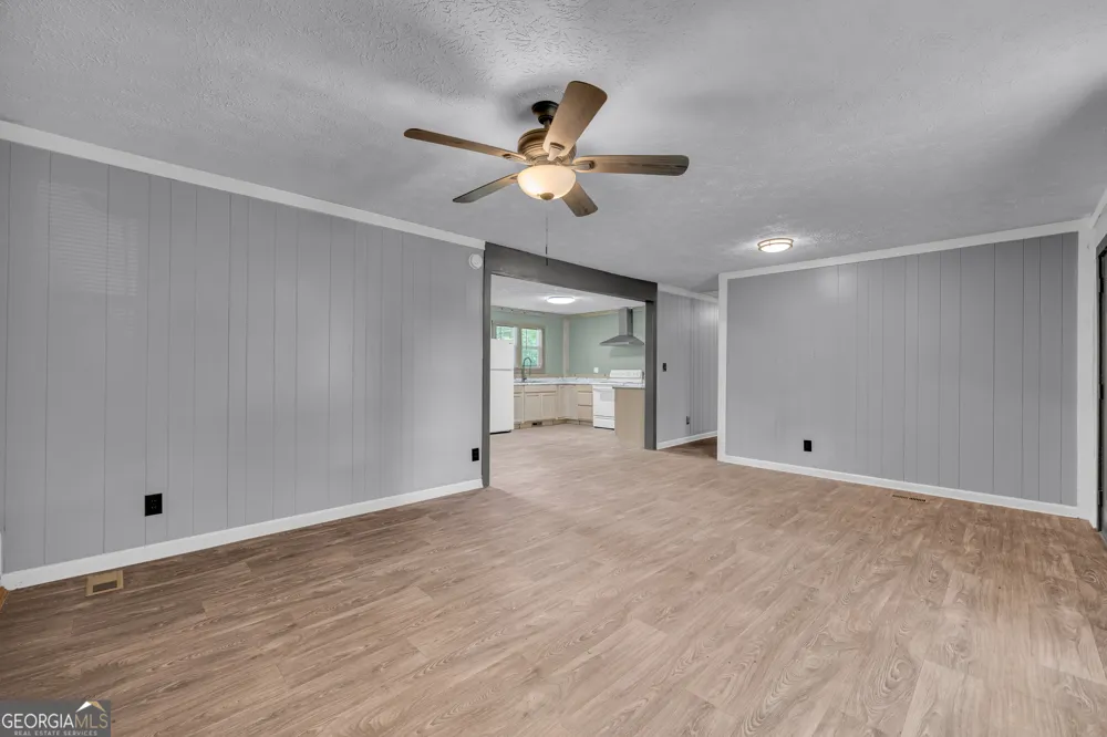 89 New House RD Canon, GA 30520