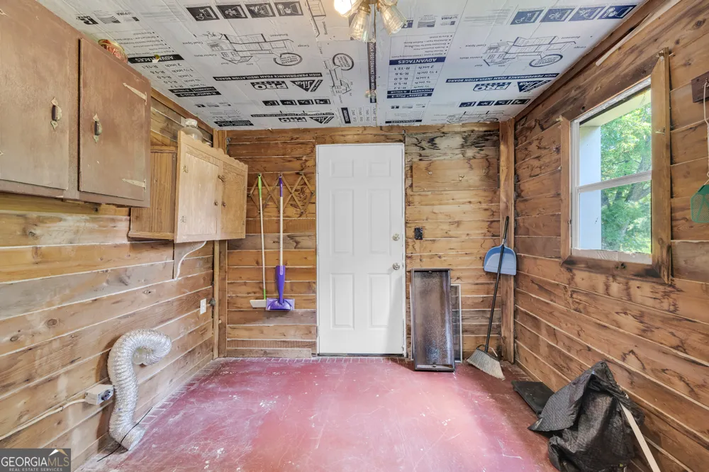 89 New House RD Canon, GA 30520