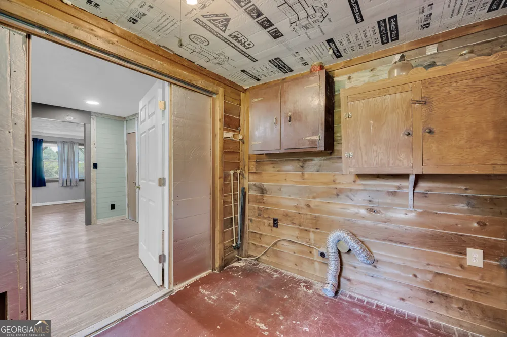 89 New House RD Canon, GA 30520