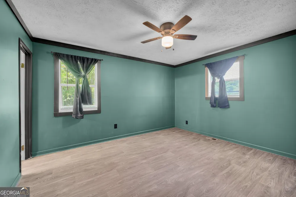 89 New House RD Canon, GA 30520