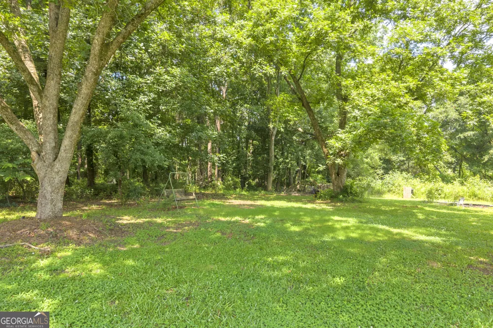 89 New House RD Canon, GA 30520