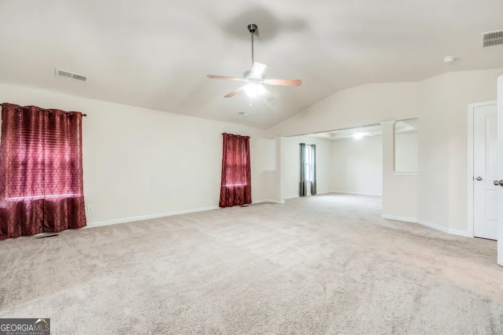 942 Amelia DR Byron, GA 31008
