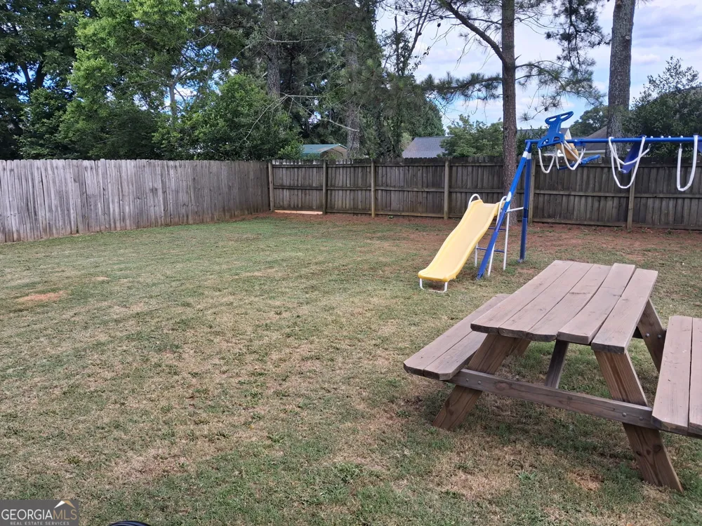 942 Amelia DR Byron, GA 31008