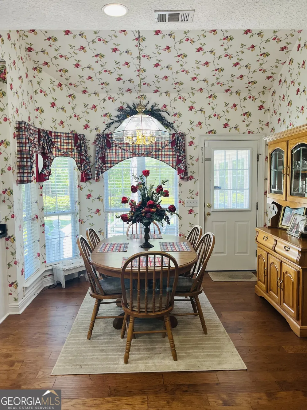1501 Andrea DR Waycross, GA 31501