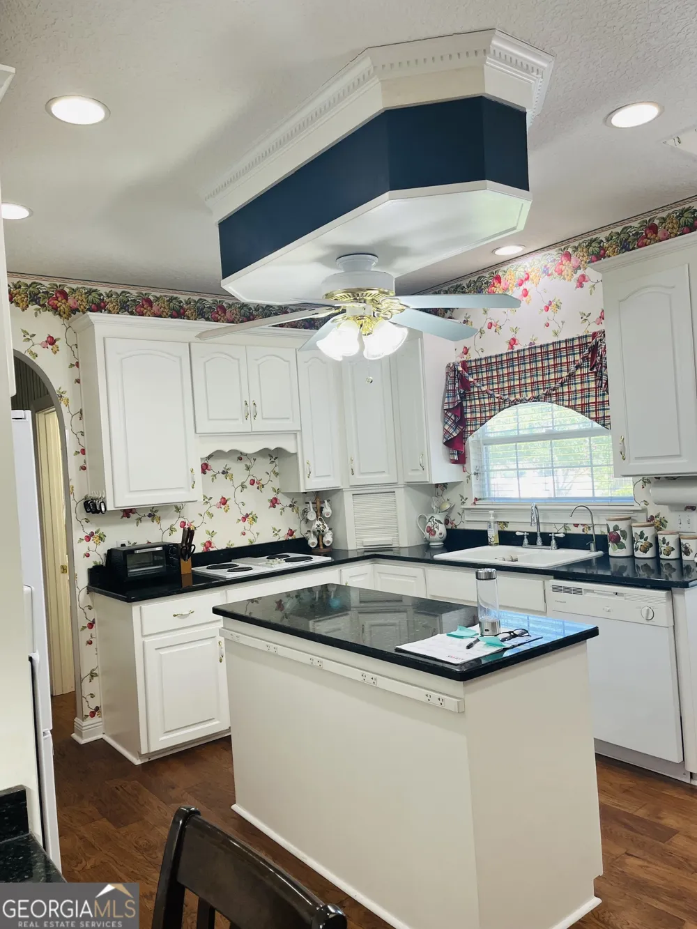 1501 Andrea DR Waycross, GA 31501