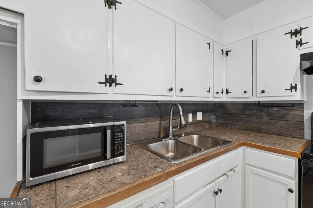 4810 Bartlett RD Forest Park, GA 30297