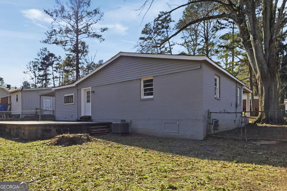 4810 Bartlett RD Forest Park, GA 30297