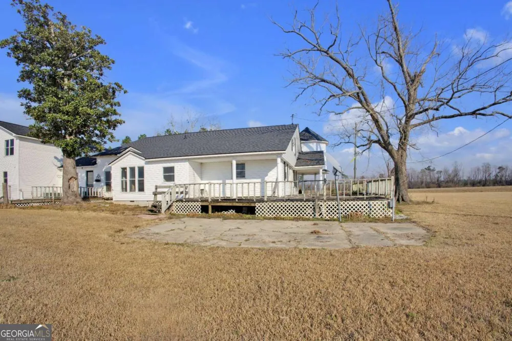 1832 Douglas HWY Hazlehurst, GA 31539