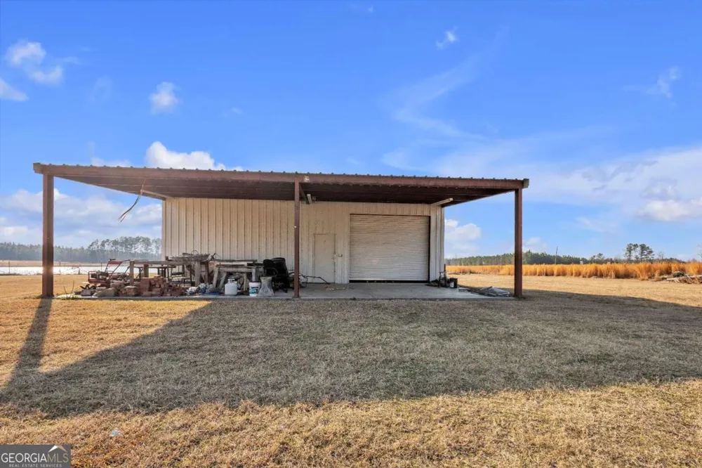 1832 Douglas HWY Hazlehurst, GA 31539