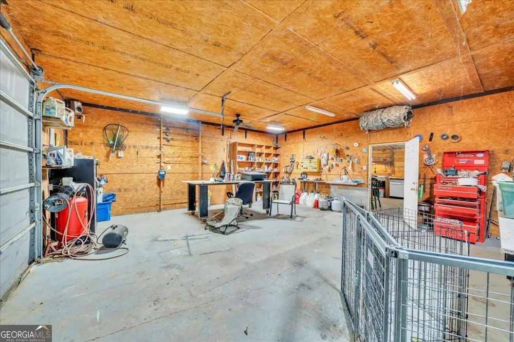 568 Hopewell Church RD Rhine, GA 31077