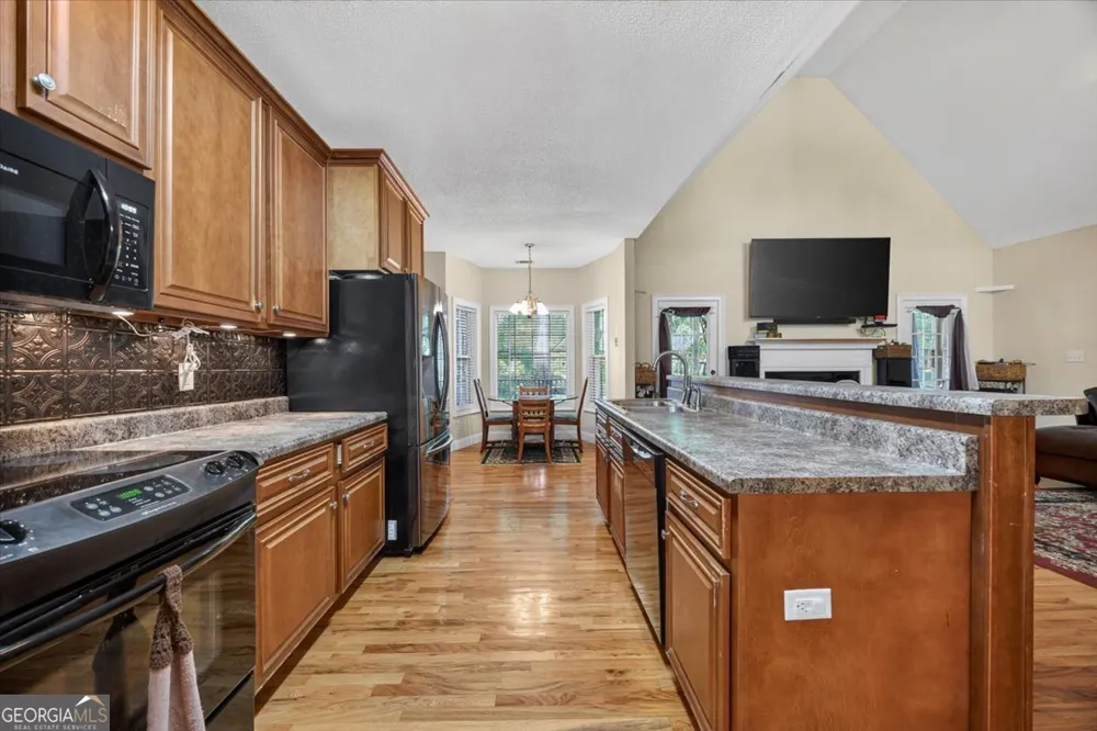 619 Grayridge RD Gray, GA 31032