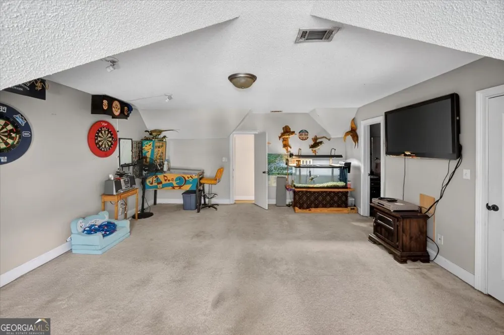 619 Grayridge RD Gray, GA 31032