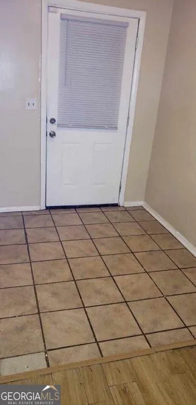 539 Prince Of Wales Stone Mountain, GA 30083