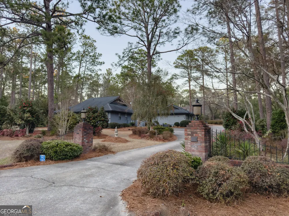 935 Odom ST Millen, GA 30442