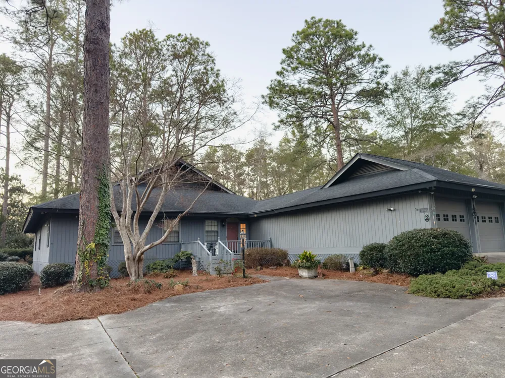 935 Odom ST Millen, GA 30442