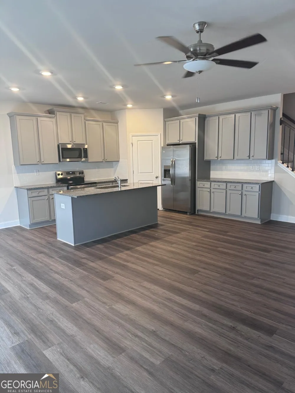 855 Pensive RUN Dacula, GA 30019