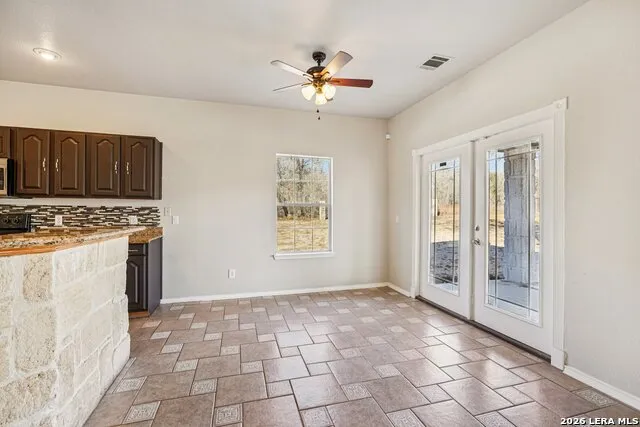 301 County Road 6862 Natalia, TX 78059