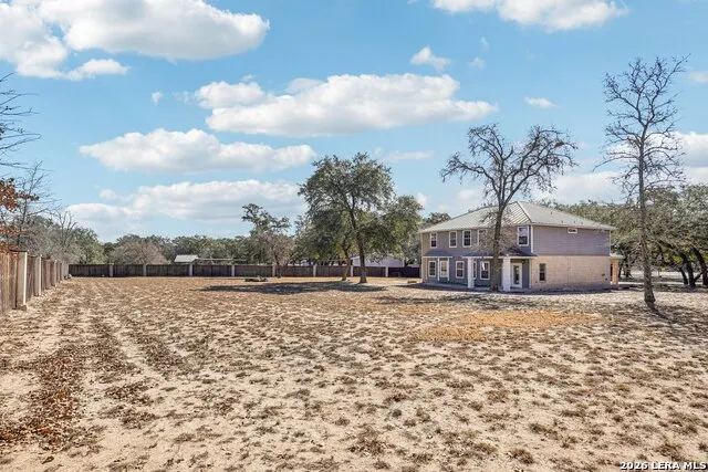 301 County Road 6862 Natalia, TX 78059