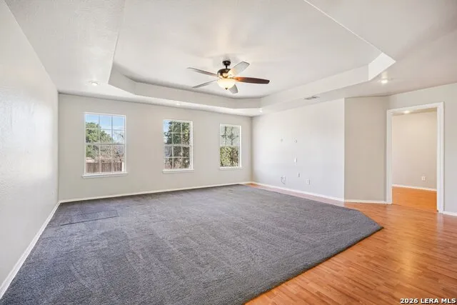 301 County Road 6862 Natalia, TX 78059