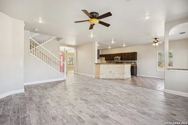 301 County Road 6862 Natalia, TX 78059
