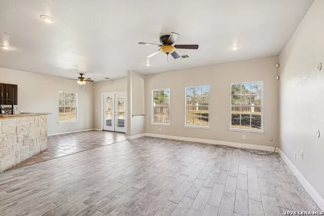 301 County Road 6862 Natalia, TX 78059