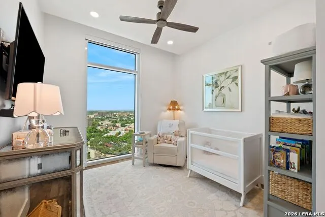 123 Lexington #APT 1410 San Antonio, TX 78205