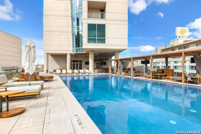 123 Lexington #APT 1410 San Antonio, TX 78205