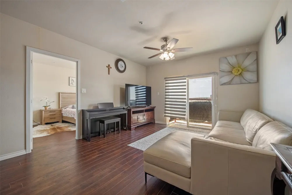 1100 W Trinity Mills Road #3028 Carrollton, TX 75006