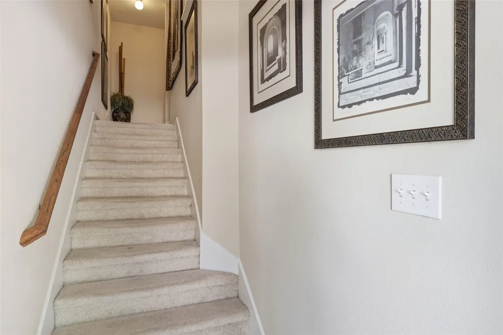 1431 Chase Lane Irving, TX 75063