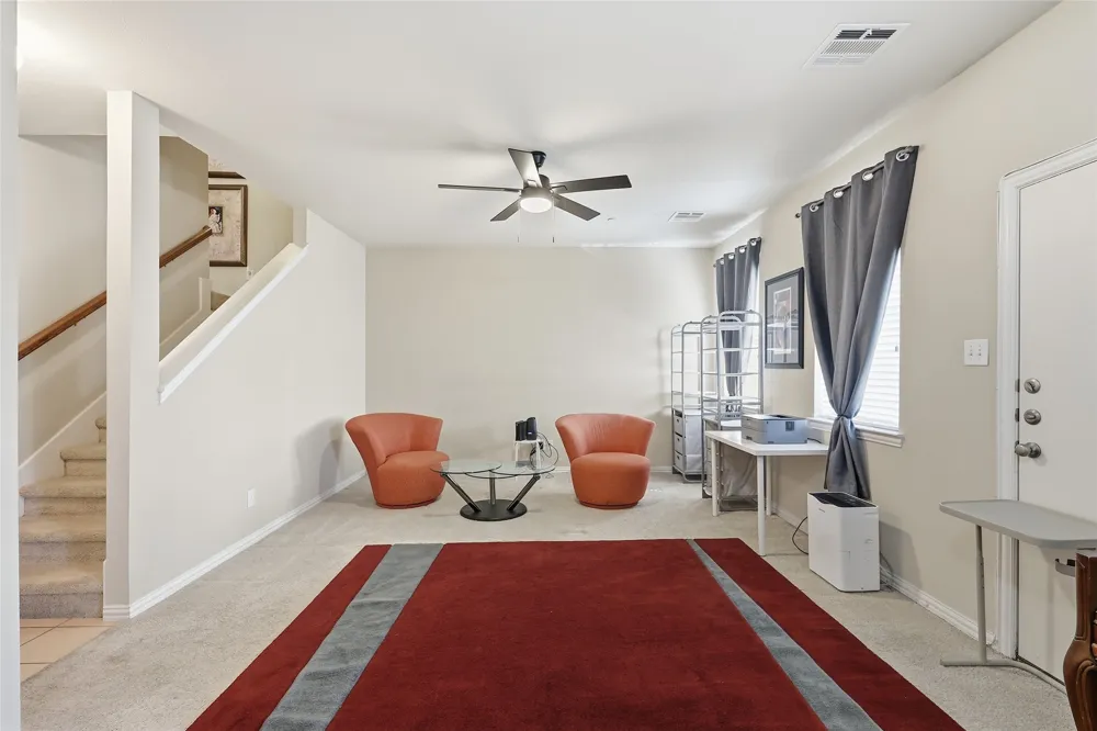 1431 Chase Lane Irving, TX 75063