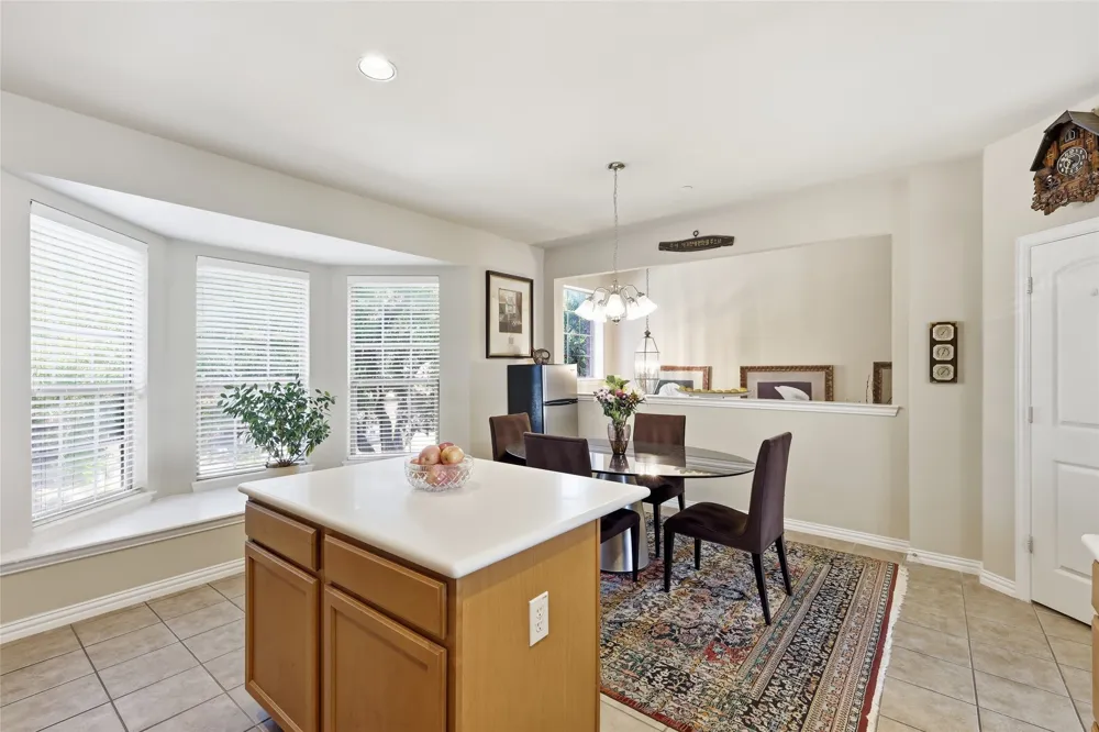 1431 Chase Lane Irving, TX 75063