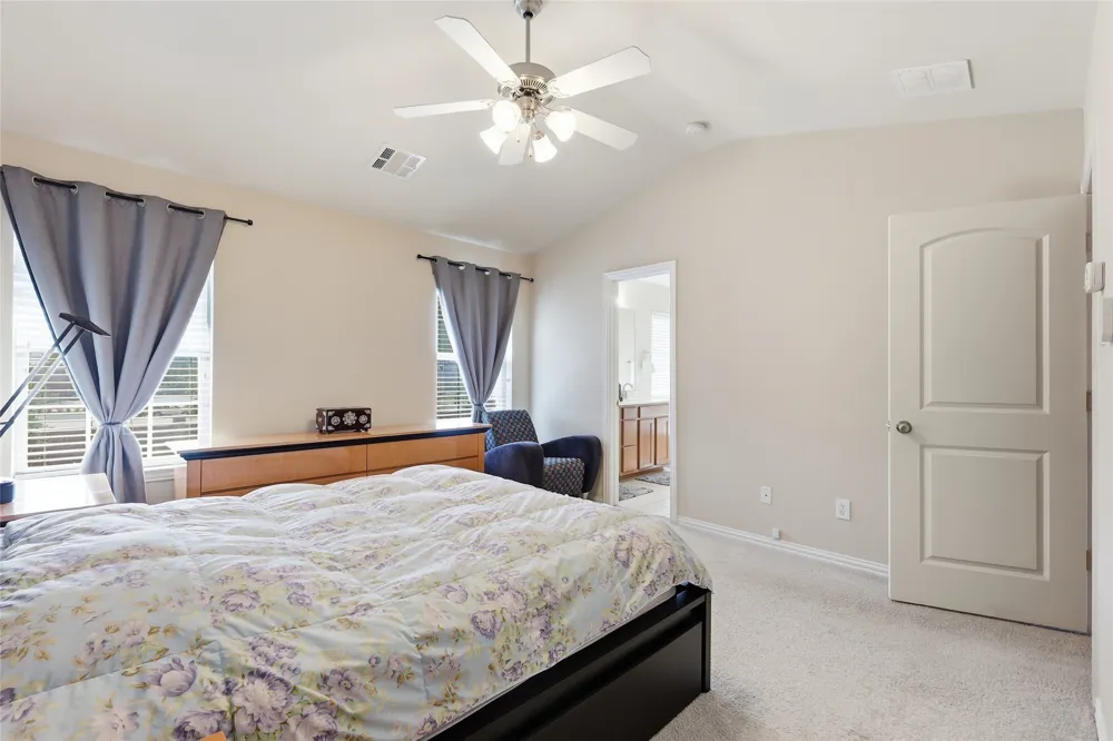 1431 Chase Lane Irving, TX 75063