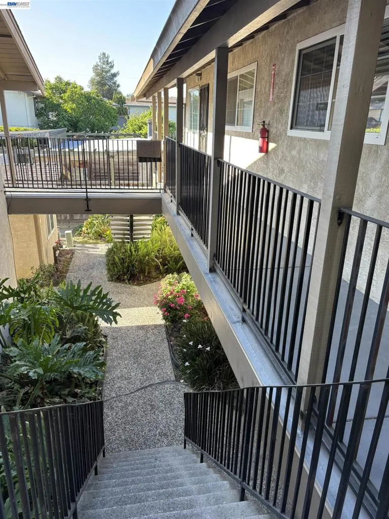 20026 Wisteria St Castro Valley, CA 94546