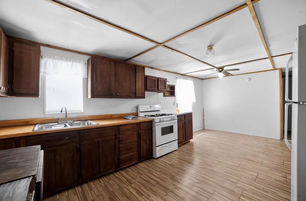 14029 Sitting Bull Malakoff, TX 75148