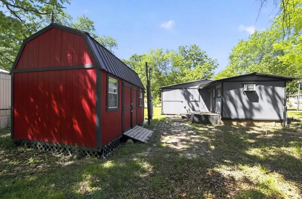 14029 Sitting Bull Malakoff, TX 75148