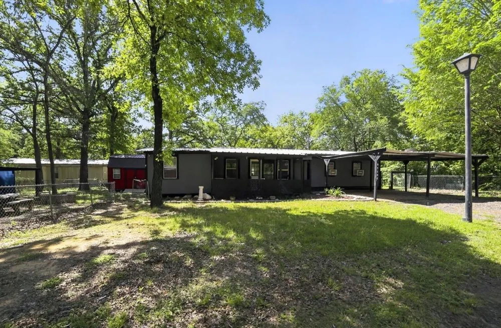 14029 Sitting Bull Malakoff, TX 75148