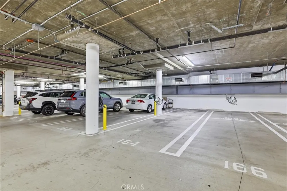 13045 Pacific Promenade #102 Playa Vista, CA 90094