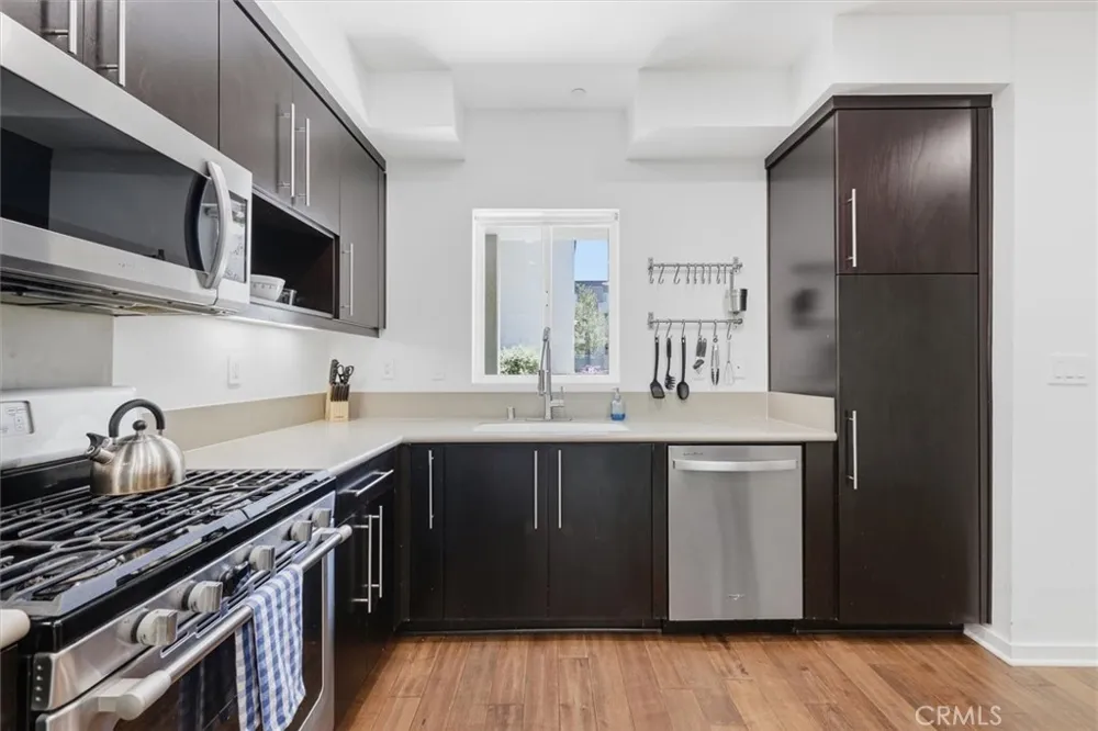13045 Pacific Promenade #102 Playa Vista, CA 90094